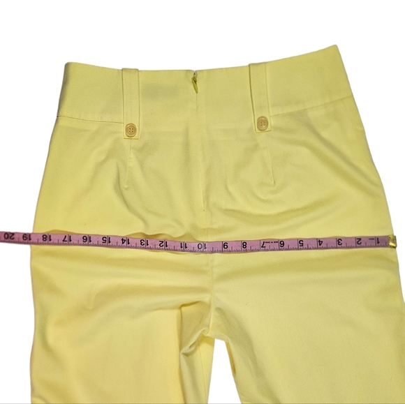 BCBG Maxazria Yellow Pintuck Ankle Dress Pants Size 10 ? Flat Front Work Career - Picture 15 of 16